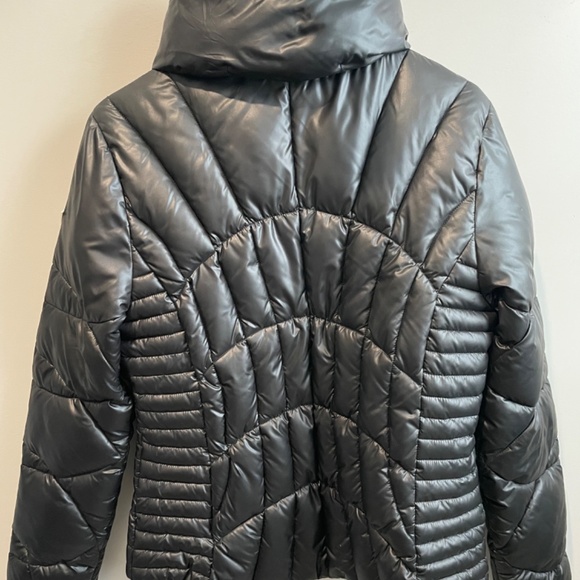 Guess bomber jacket puffer size M - Picture 2 of 5